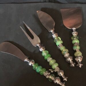 Green Beaded Cheese Knife Set